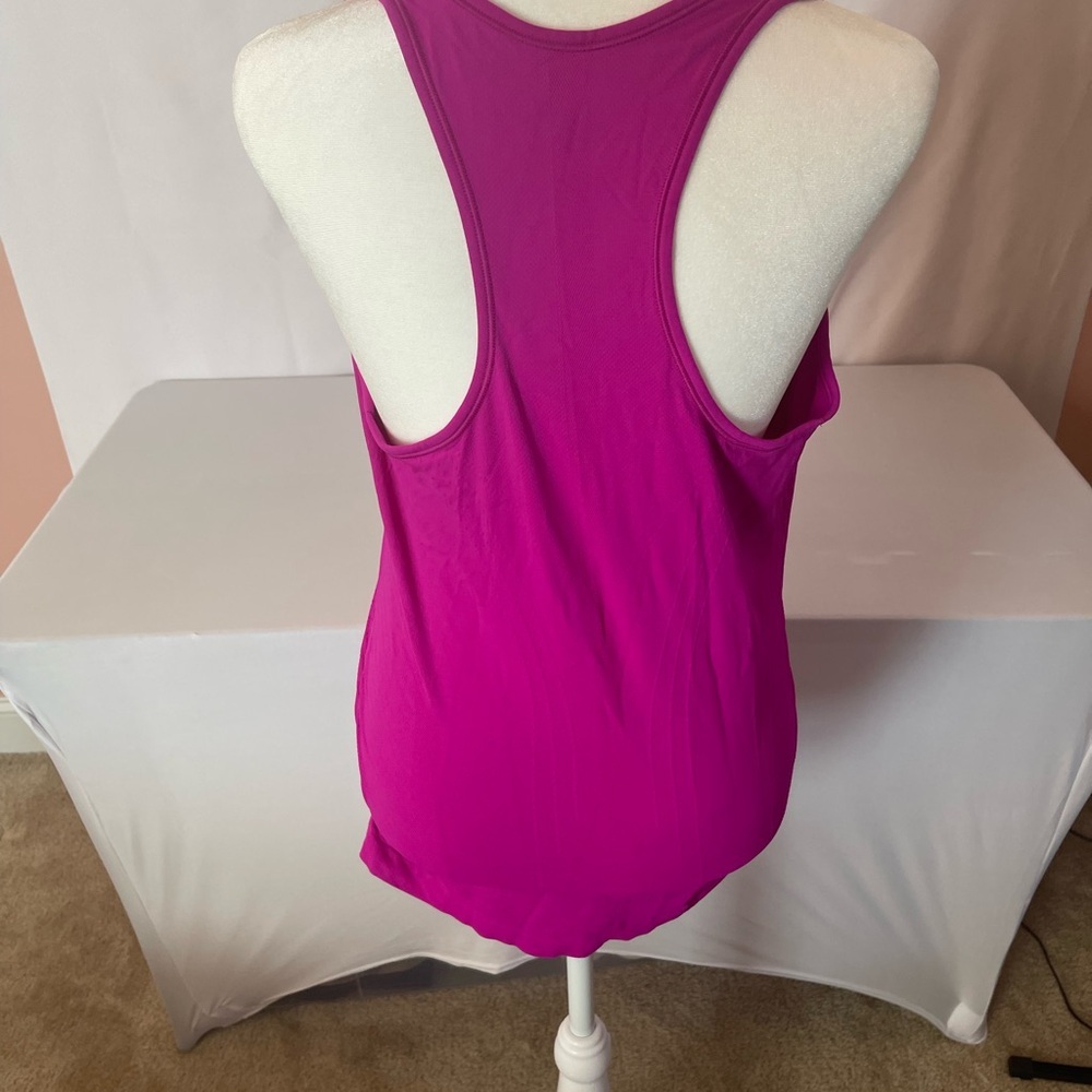 Athleta Women’s Magenta Racerback Tank Top - Picture 2 of 3